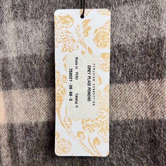 NWT Peruvian Connection 100% Alpaca Wool Grey Gray Plaid Poncho One Size… - Picture 8 of 8